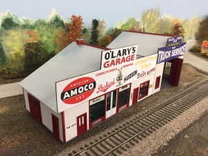 100415_garage_building_1